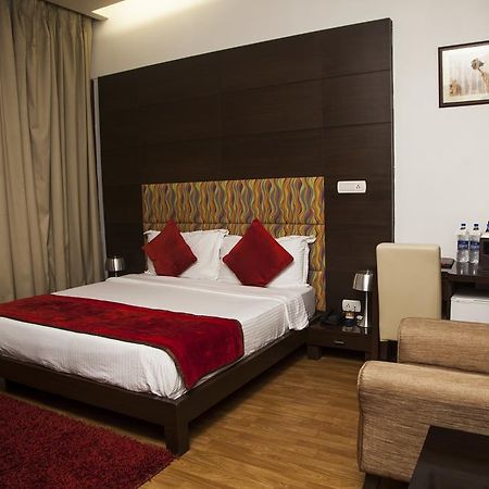 Hotel La Suite New Delhi Eksteriør bilde
