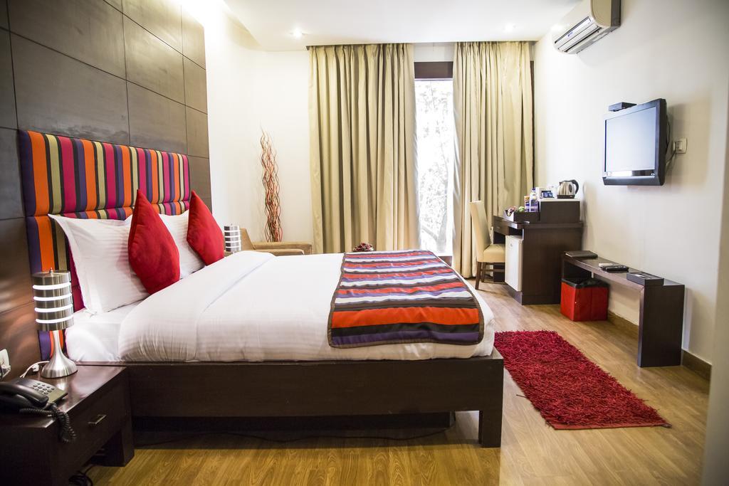 Hotel La Suite New Delhi Eksteriør bilde