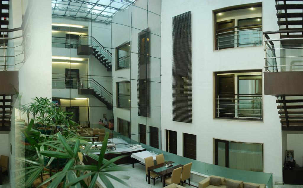 Hotel La Suite New Delhi Eksteriør bilde