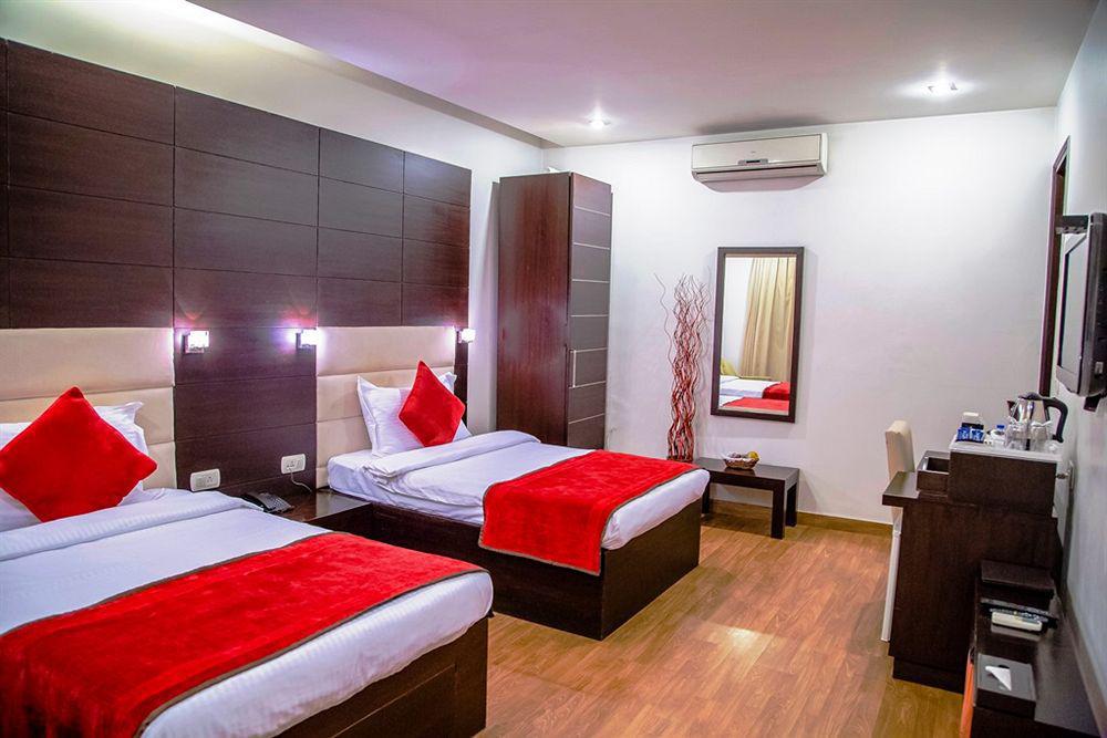 Hotel La Suite New Delhi Eksteriør bilde
